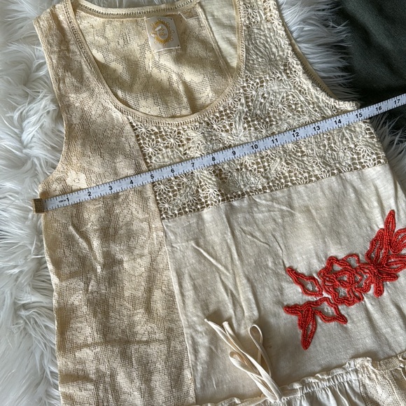 A n t h r o p o l o g i e • Ruffle 70s boho tank - Picture 8 of 10